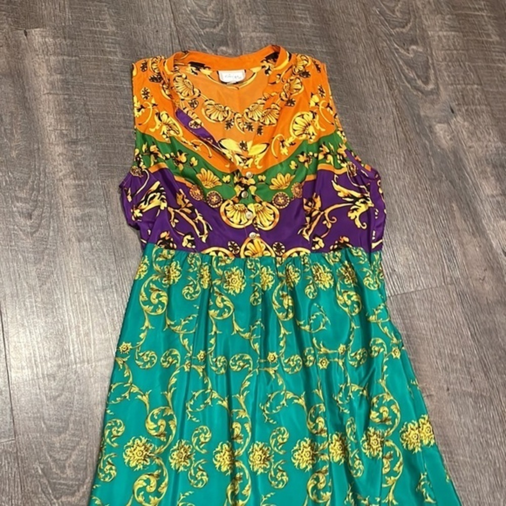 Beige by ECI block color patterned maxi dress with pockets - Picture 3 of 7